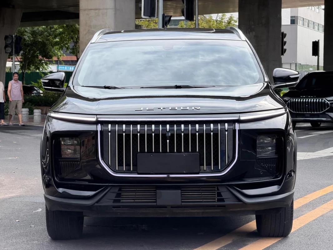 2025 Jetour X90 Por PRO 2024 1.6T DCT Luxury 7-seater - Seek Motors