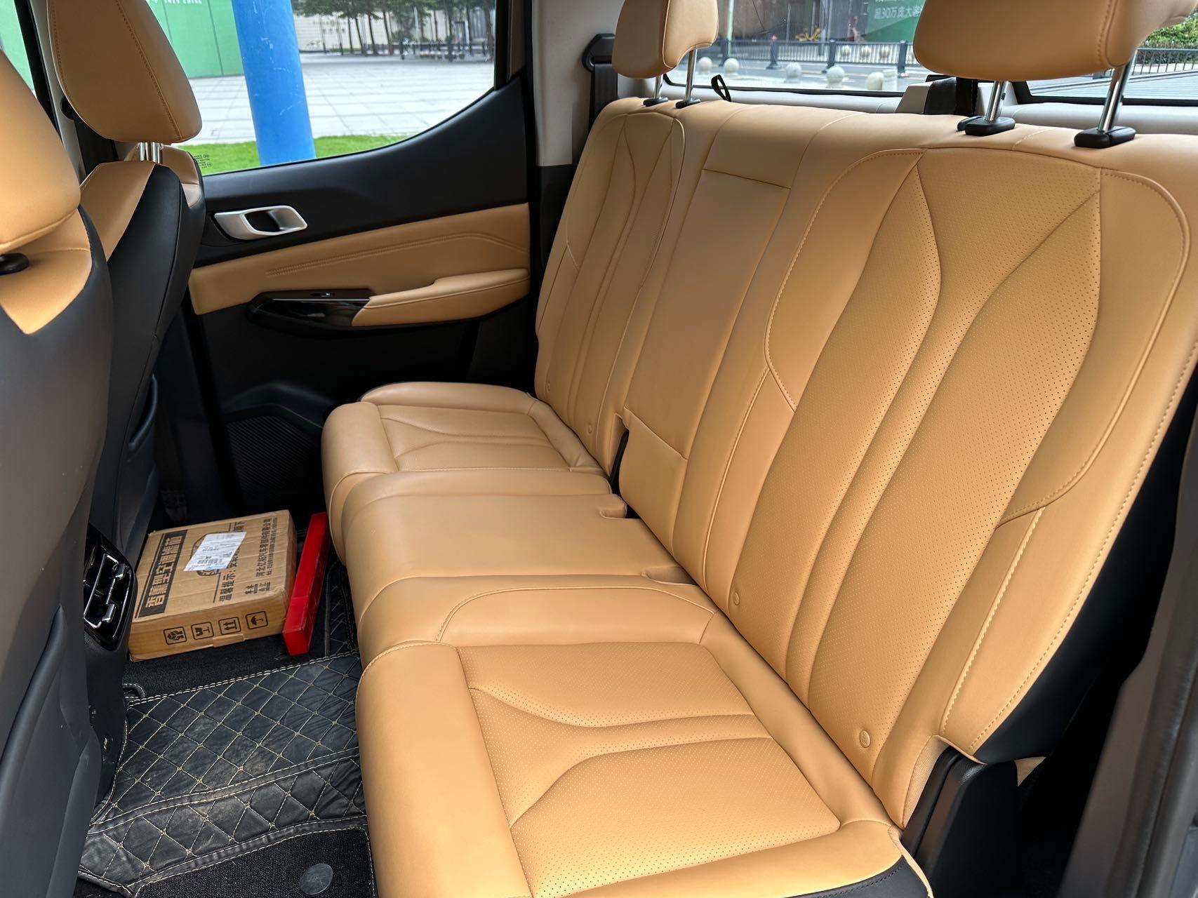 2023 Chang'an Lantuo Zhe 2023 2.0T Automático 4x4 Gasolina Modelo Estándar - Seek Motors