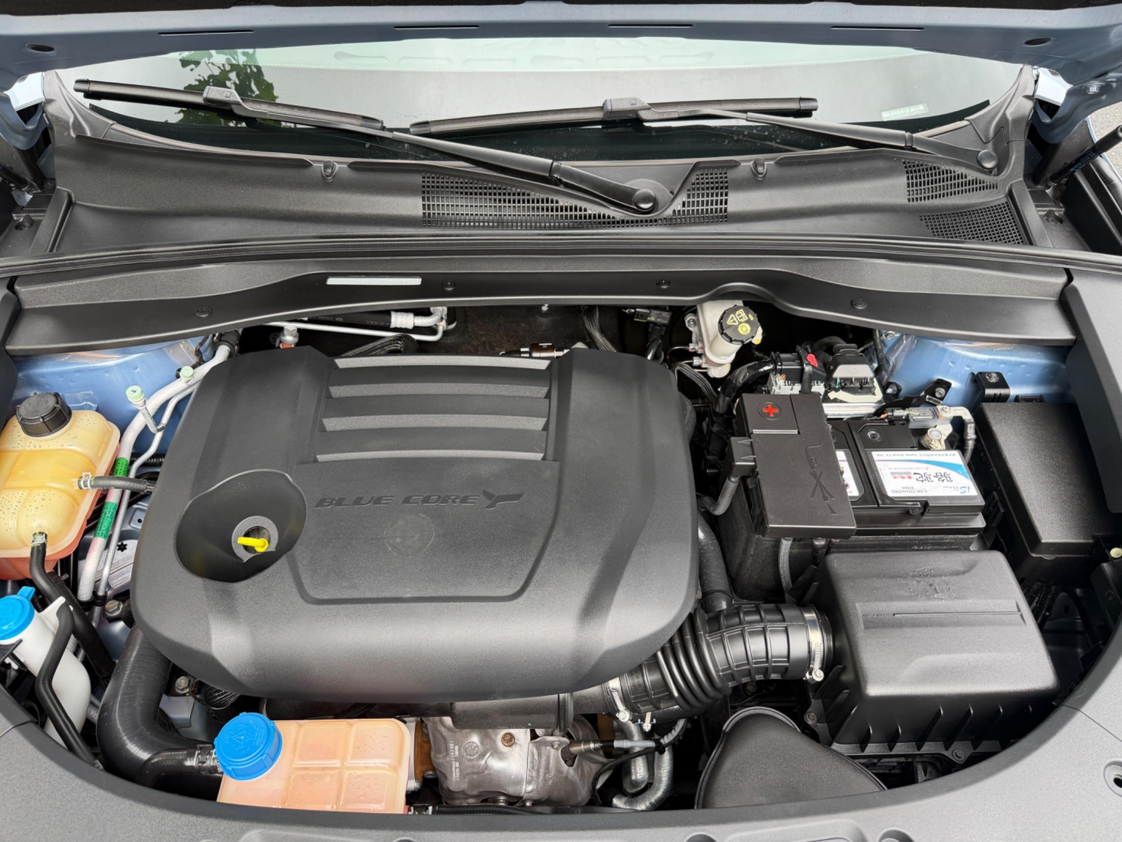 2021 Changan UNI-K 2021 2.0T 4WD Luxury Edition - Seek Motors