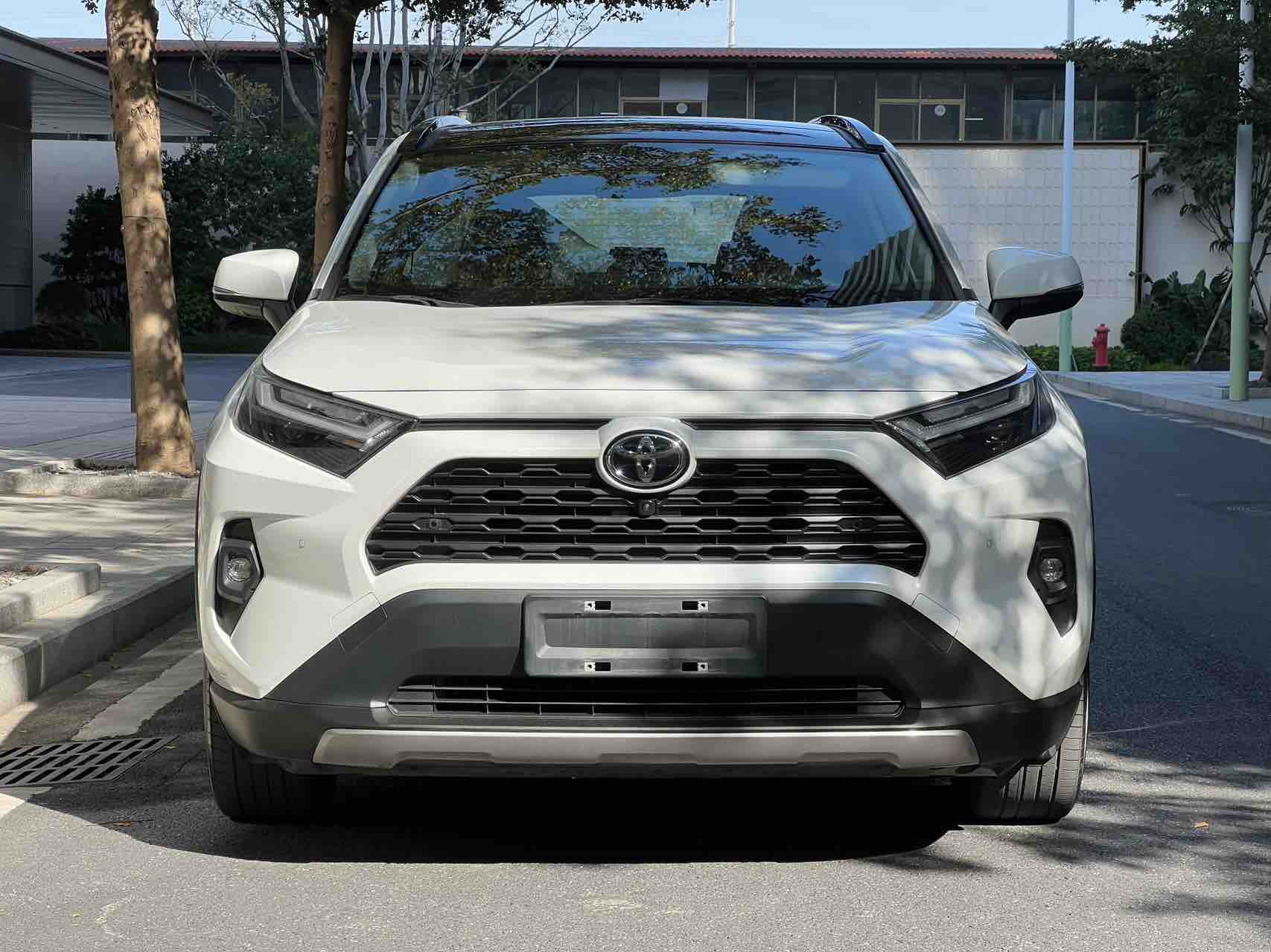 2023 Toyota RAV4 2023 2.0L CVT Front-Wheel Drive Urban Edition - Seek Motors