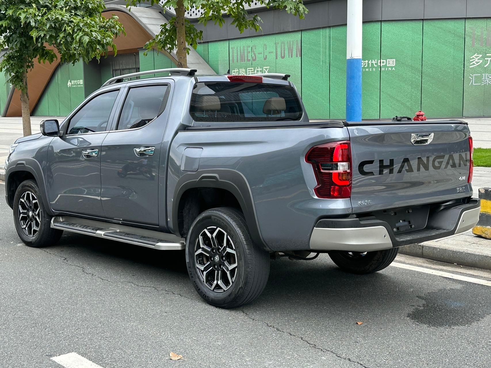 2023 Chang'an Lantuo Zhe 2023 2.0T Automático 4x4 Gasolina Modelo Estándar - Seek Motors