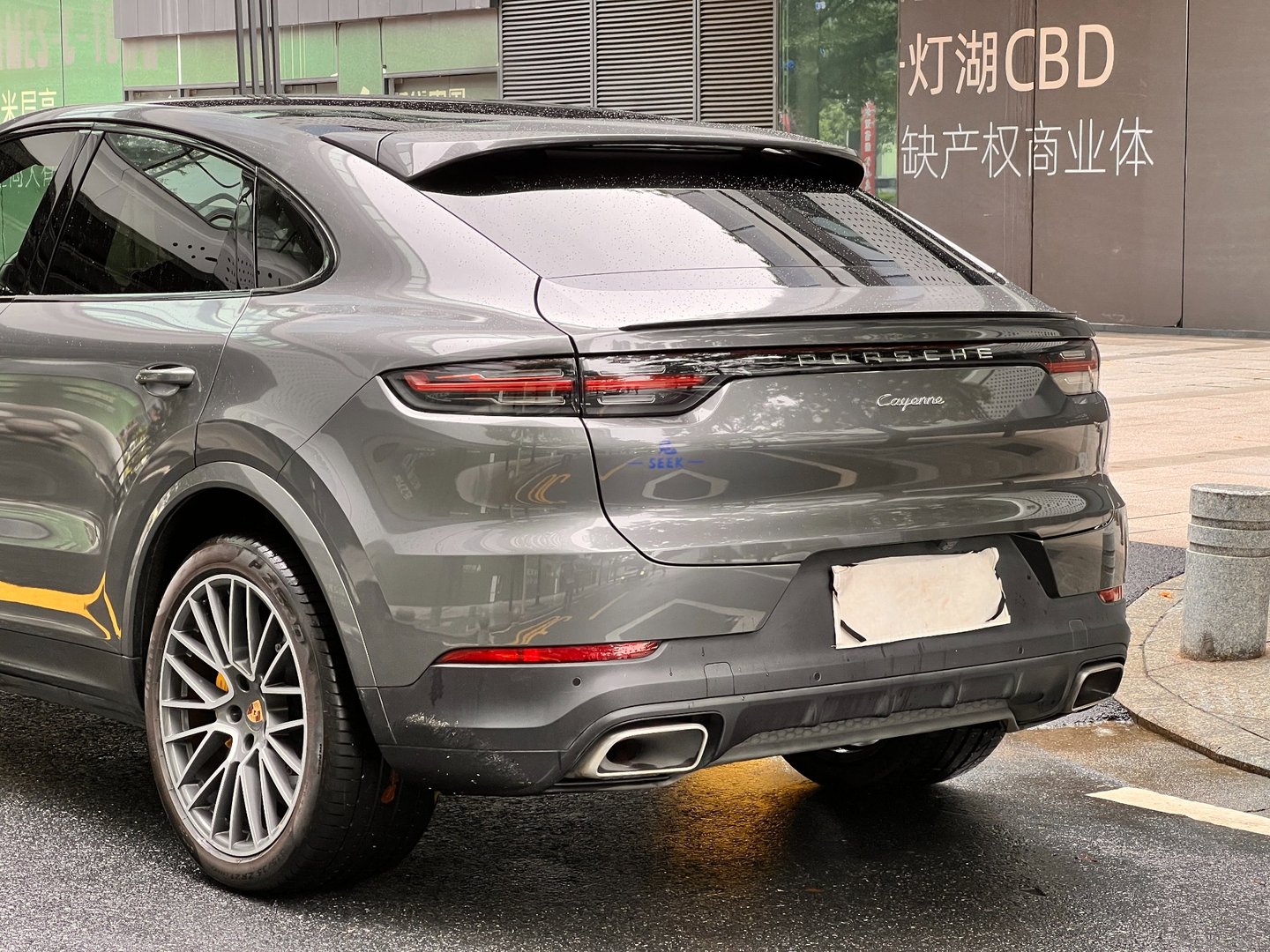 2022 Porsche Cayenne 2022 Coupé 3.0T Platinum Edition - Seek Motors