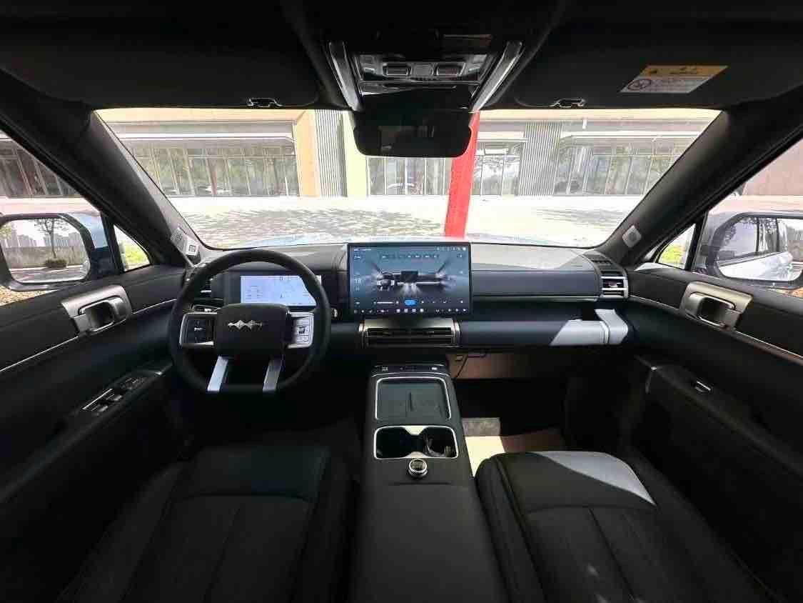 2025 Fangchengbao T7 2025, 200KM FWD Max - Seek Motors