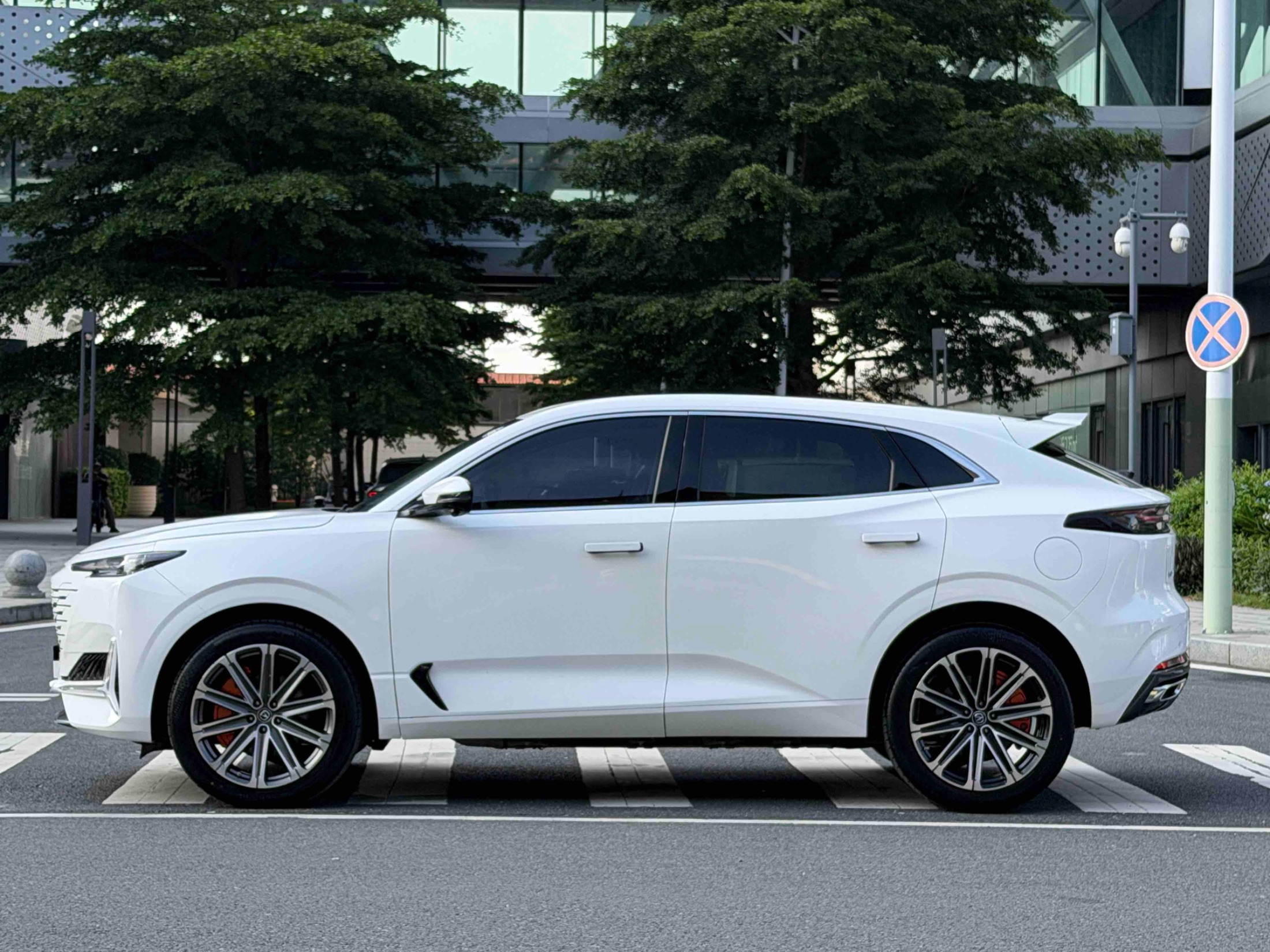 2022 Changan UNI-K Zhi Dian iDD 2022款 Blue Whale iDD 130km 1.5T Zun Gui Xing - Seek Motors