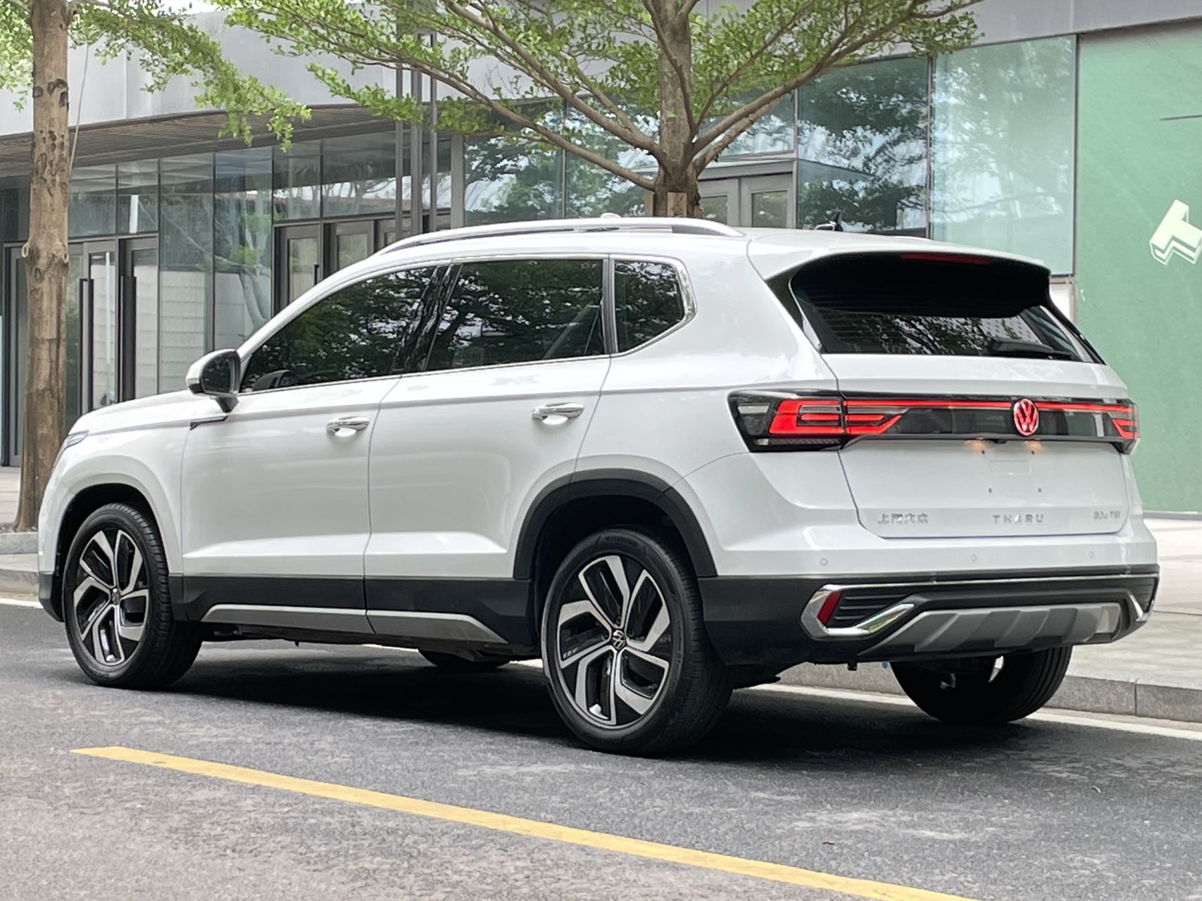 2024 فولكس فاجن تو يو 2024 300TSI فور ون مون مود - Seek Motors