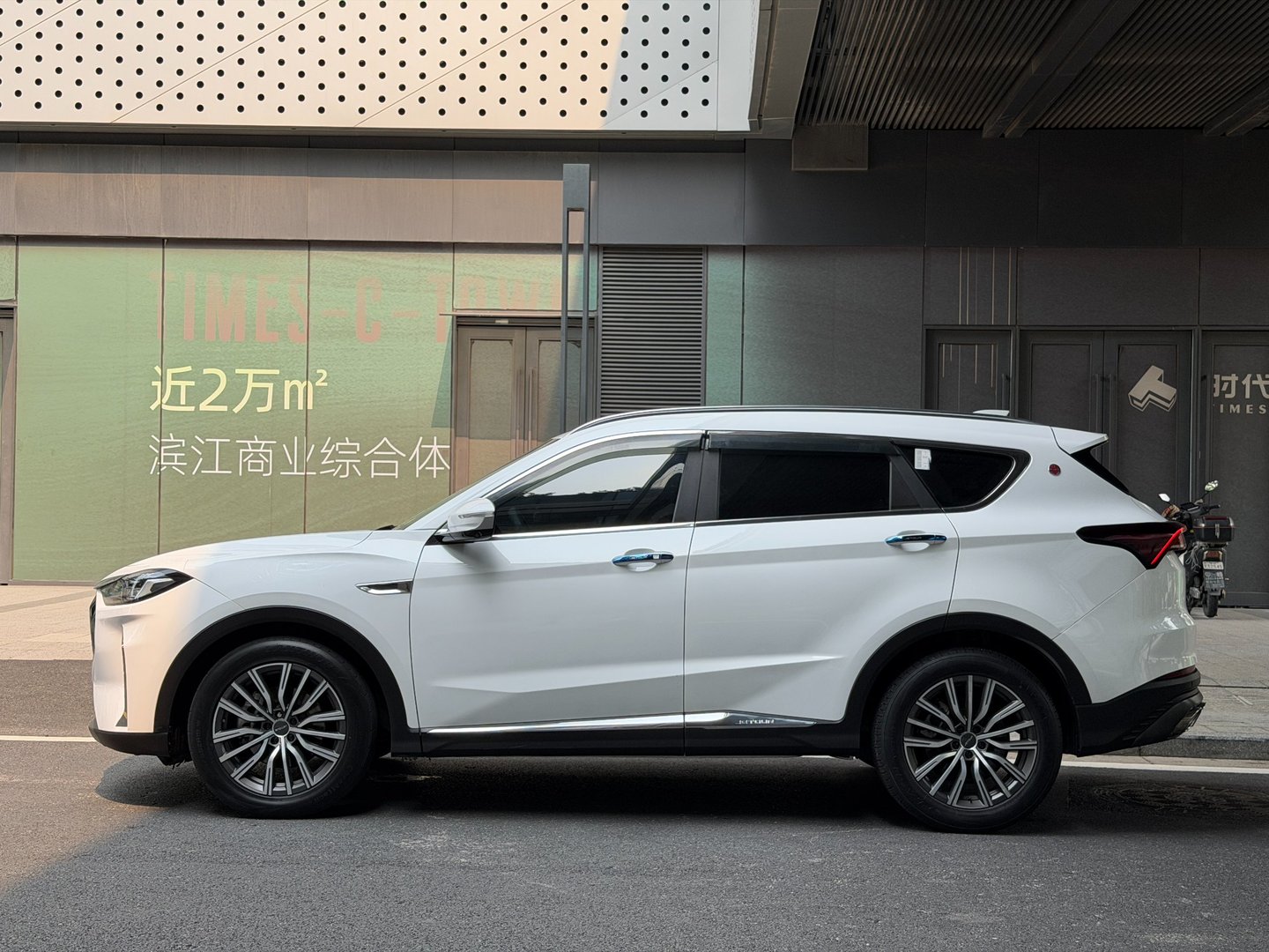 2023 Jetour X70 PLUS 2023 1.6T DCT Puissant 5 places - Seek Motors