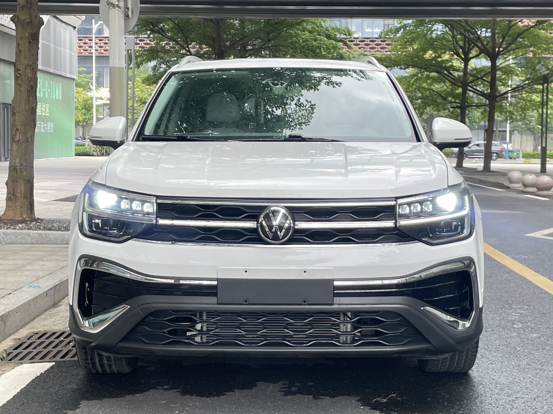 2024 فولكس فاجن تو يو 2024 300TSI فور ون مون مود - Seek Motors