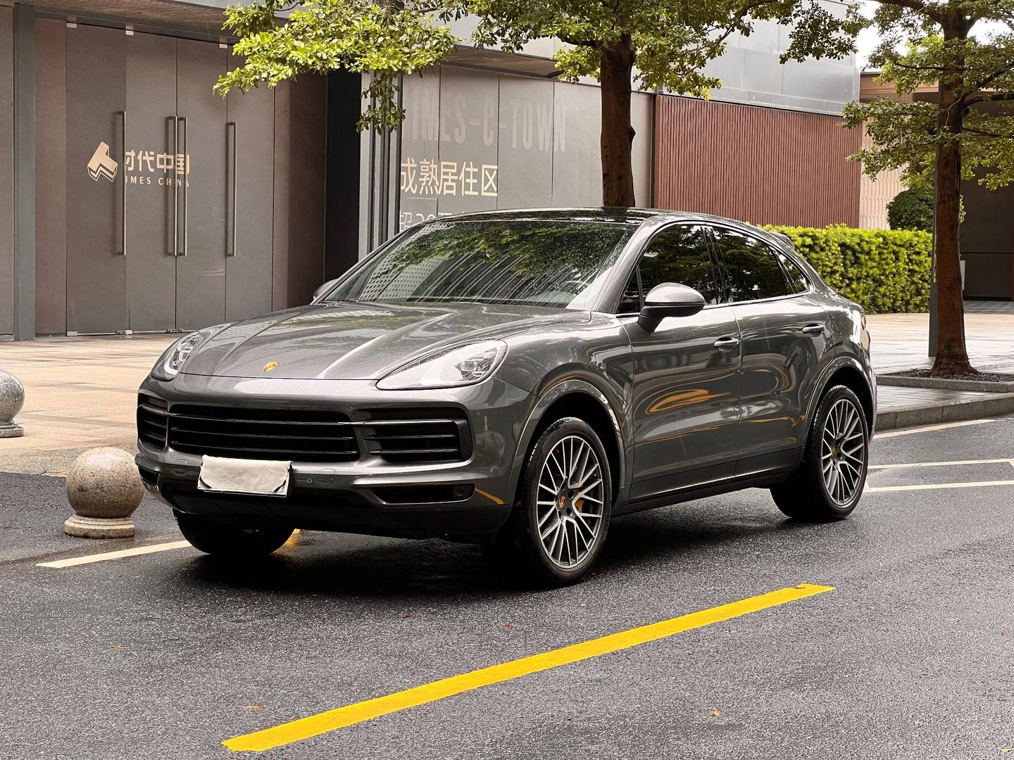2022 Porsche Cayenne 2022 Coupé 3.0T Platinum Edition - Seek Motors