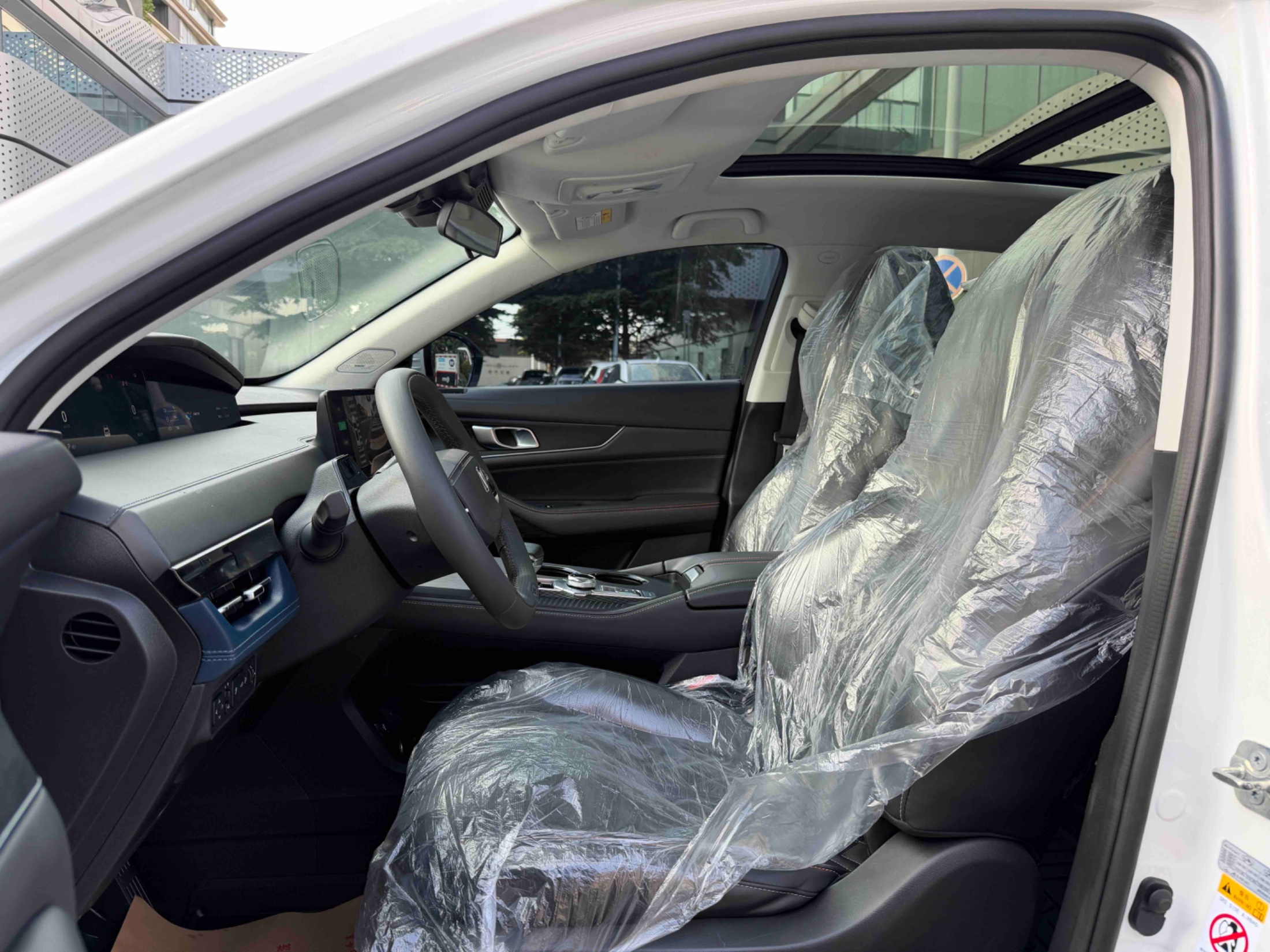 2022 Changan UNI-K Zhi Dian iDD 2022款 Blue Whale iDD 130km 1.5T Zun Gui Xing - Seek Motors