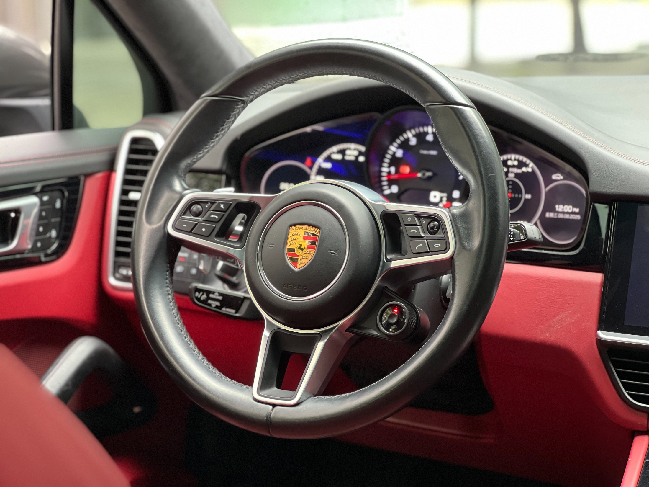 2022 Porsche Cayenne 2022 Coupé 3.0T Platinum Edition - Seek Motors