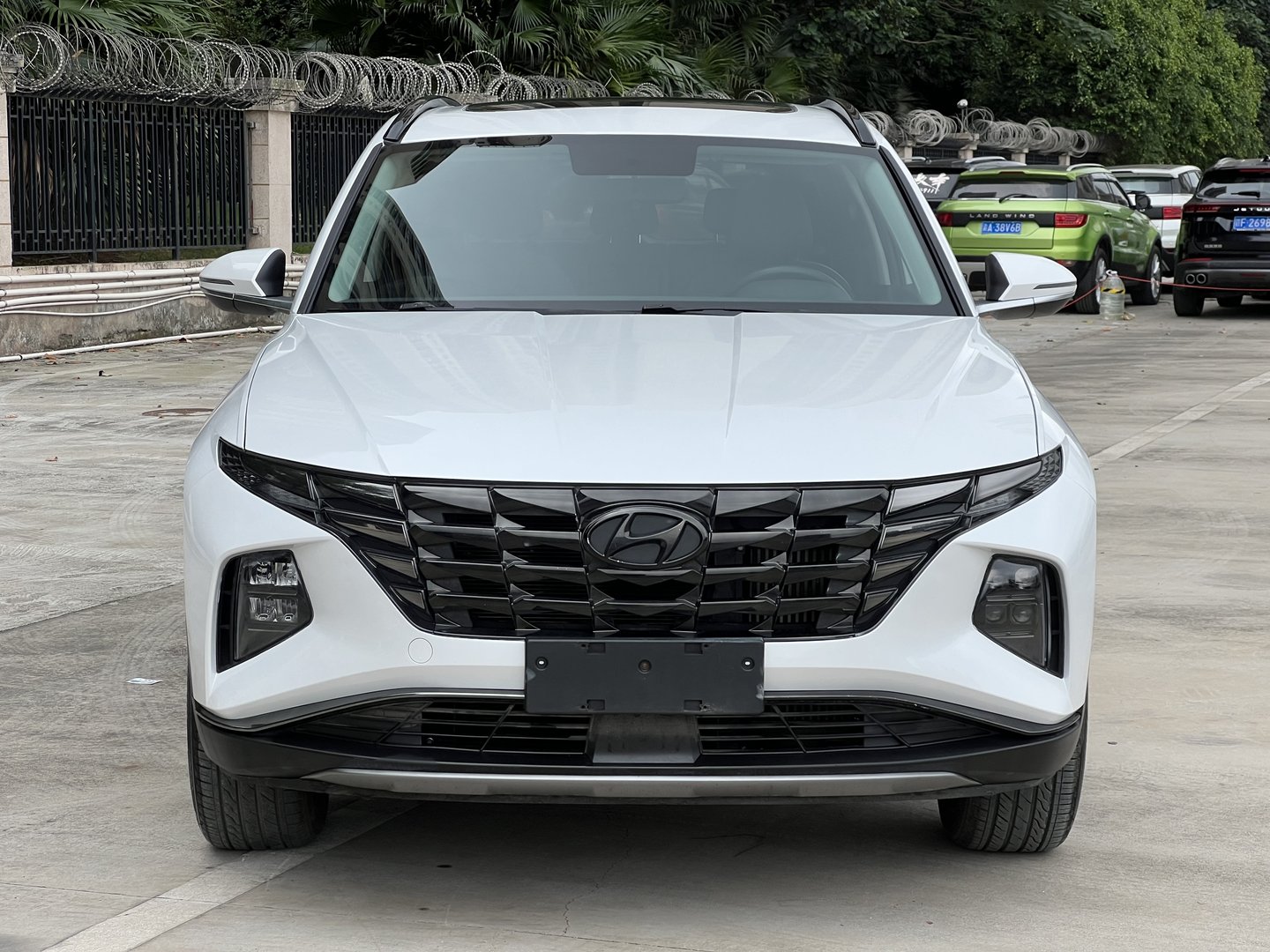 2023 Hyundai Tucson 2023 L 1.5T Automático FWD GLX - Seek Motors