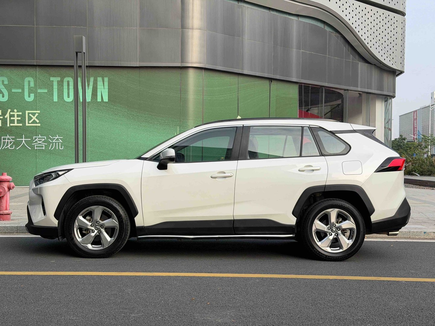 2020 Toyota RAV4 2020 2.0L CVT FWD Style - Seek Motors