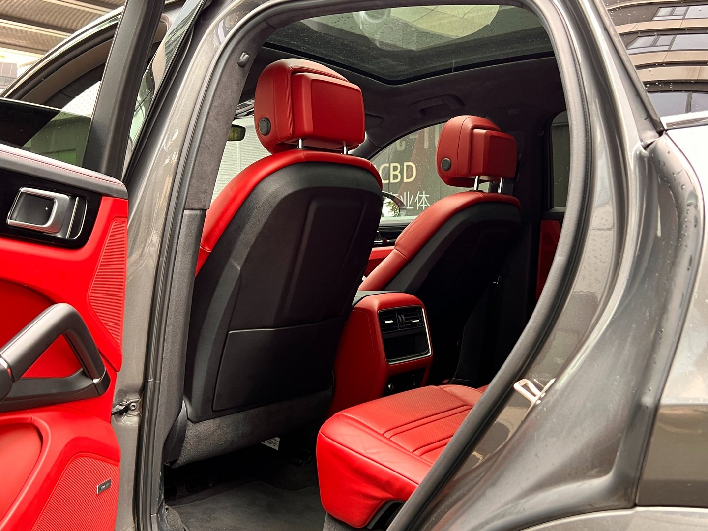 2022 Porsche Cayenne 2022 Coupé 3.0T Platinum Edition - Seek Motors