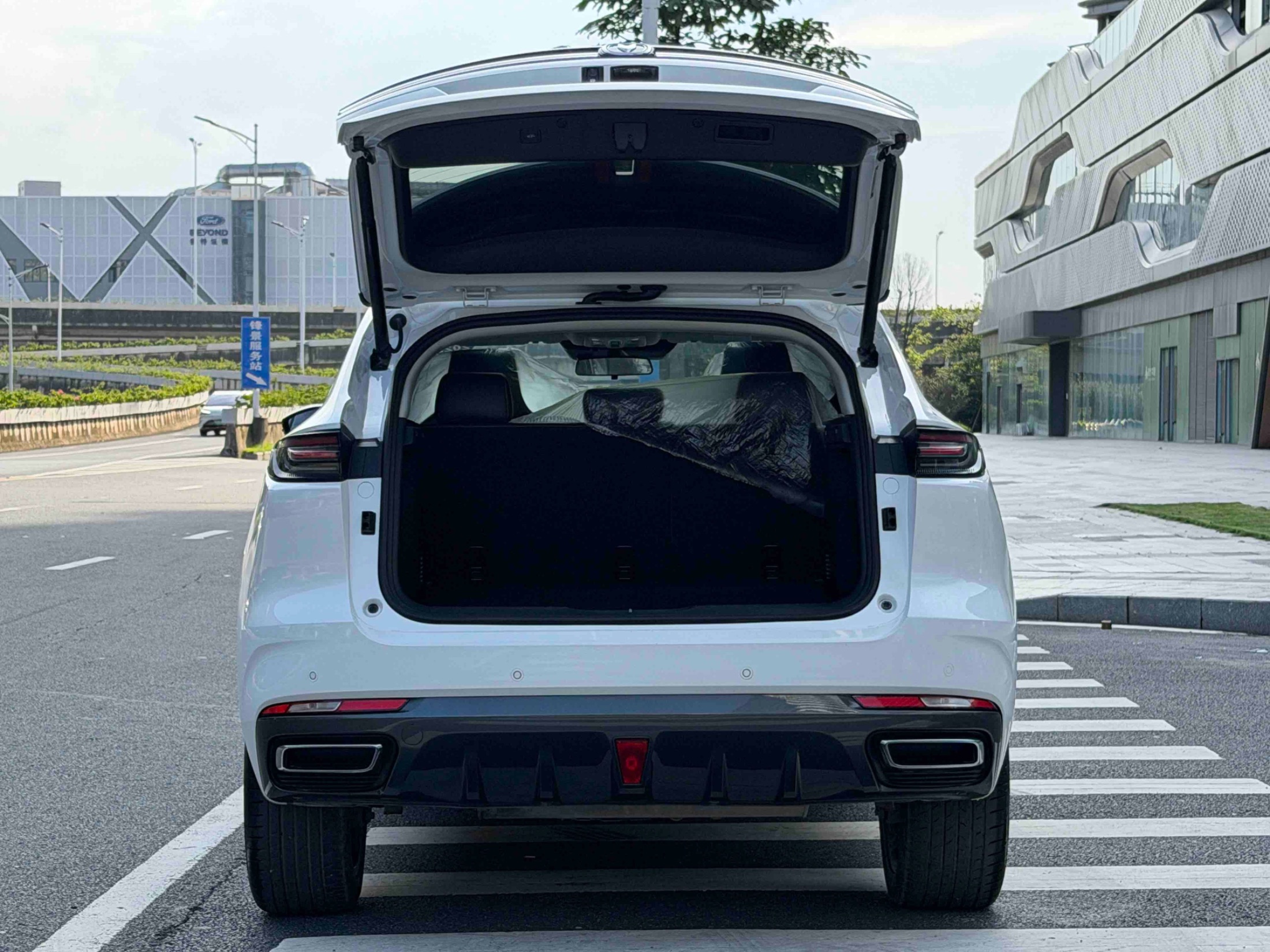 2022 Changan UNI-K Zhi Dian iDD 2022款 Blue Whale iDD 130km 1.5T Zun Gui Xing - Seek Motors