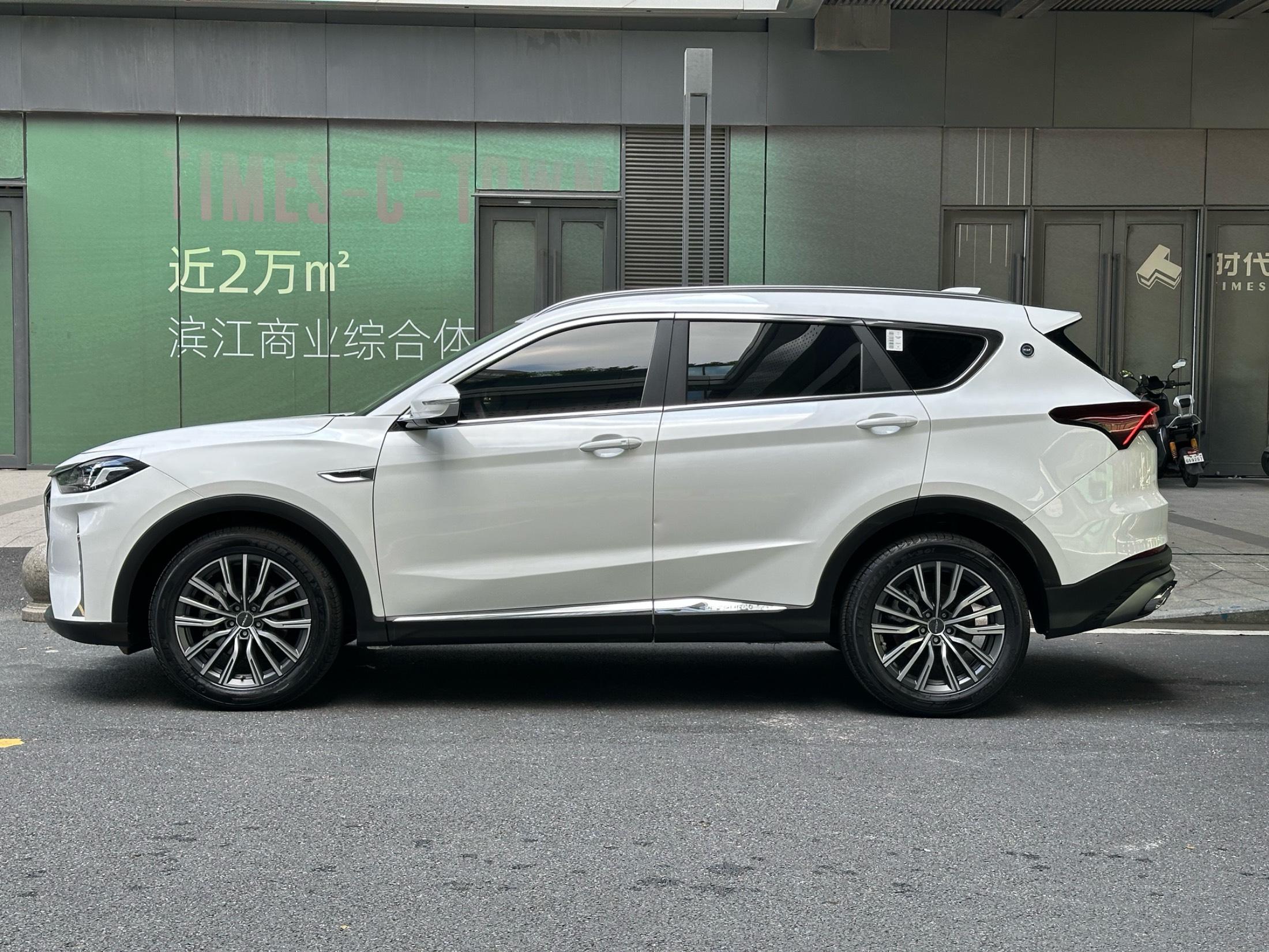 2025 Jetour X70 PLUS 2025 Champion Edition 1.5T DCT Champion PRO 5 puertas - Seek Motors