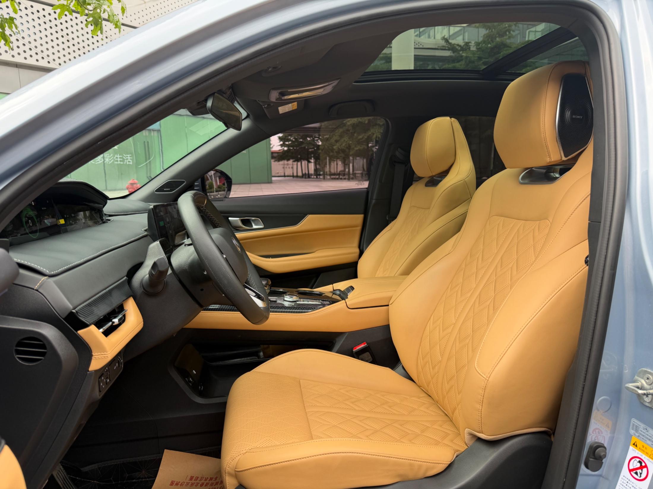 2021 Changan UNI-K 2021 2.0T 4WD Luxury Edition - Seek Motors