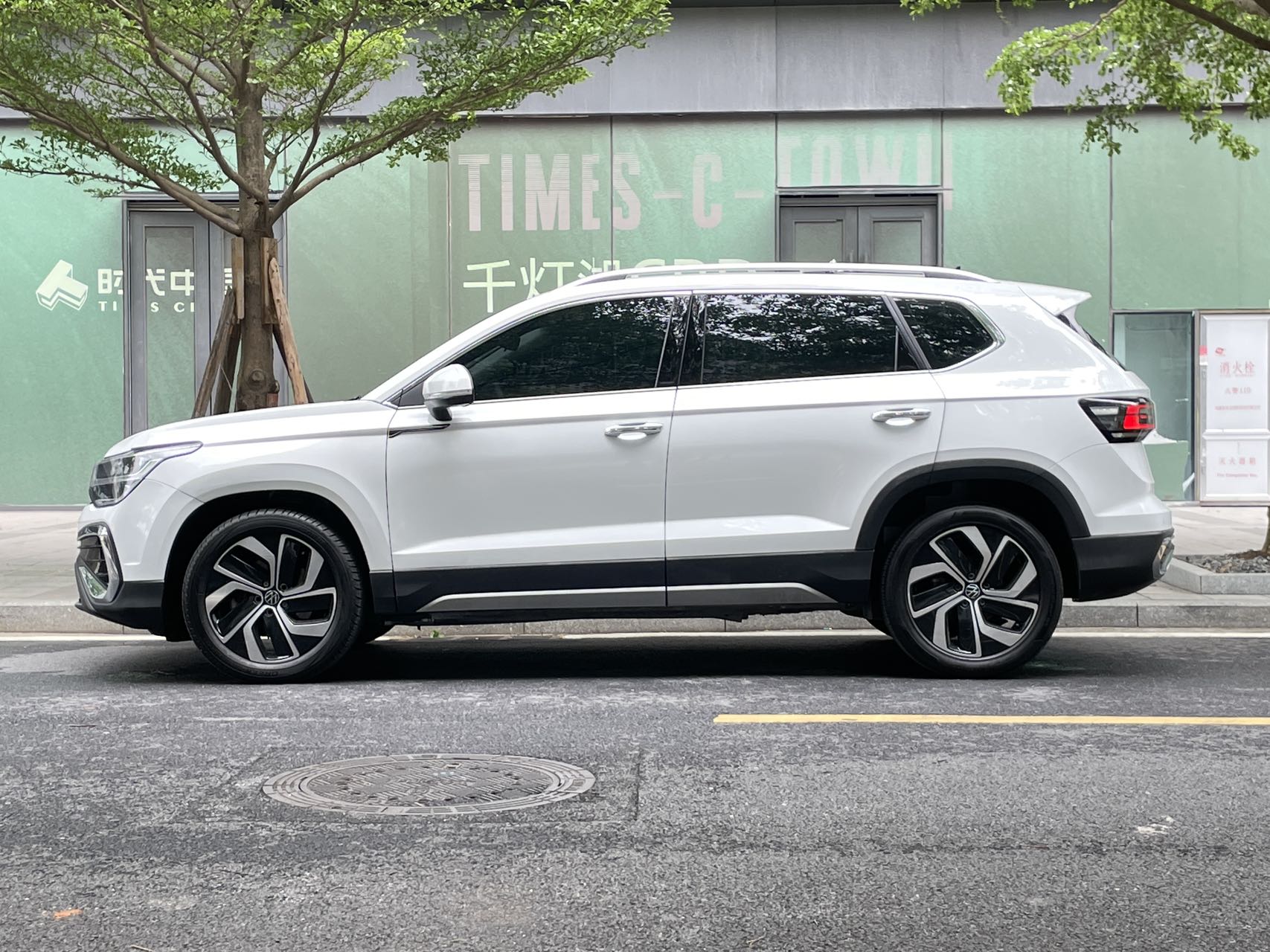 2024 فولكس فاجن تو يو 2024 300TSI فور ون مون مود - Seek Motors