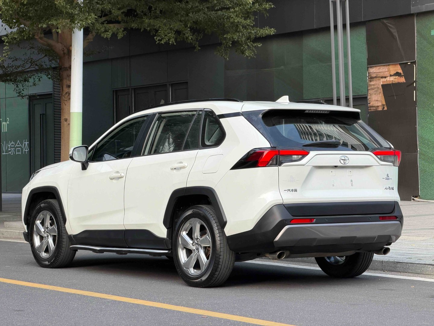 2020 Toyota RAV4 2020 2.0L CVT FWD Style - Seek Motors