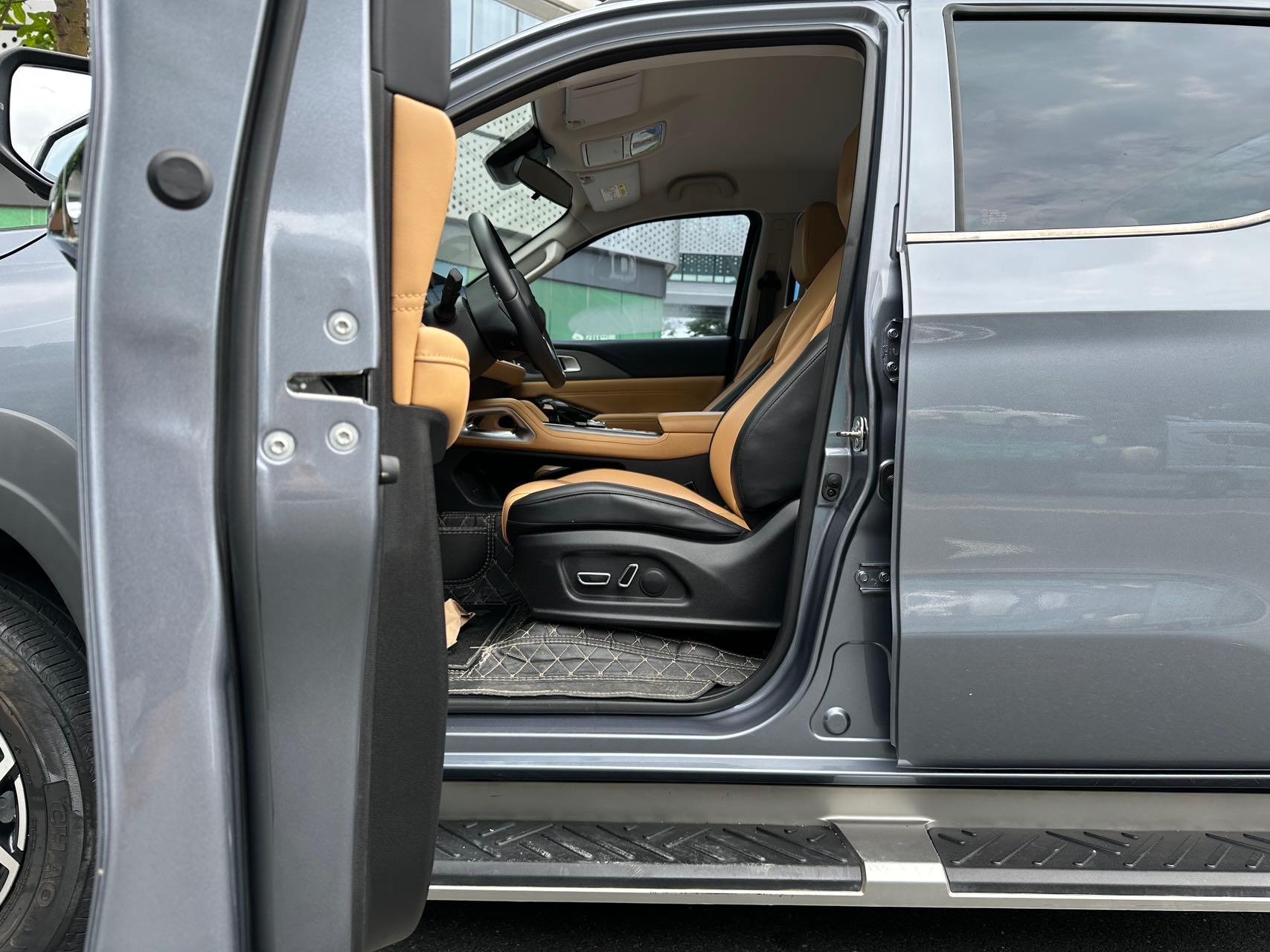 2023 Chang'an Lantuo Zhe 2023 2.0T Automático 4x4 Gasolina Modelo Estándar - Seek Motors