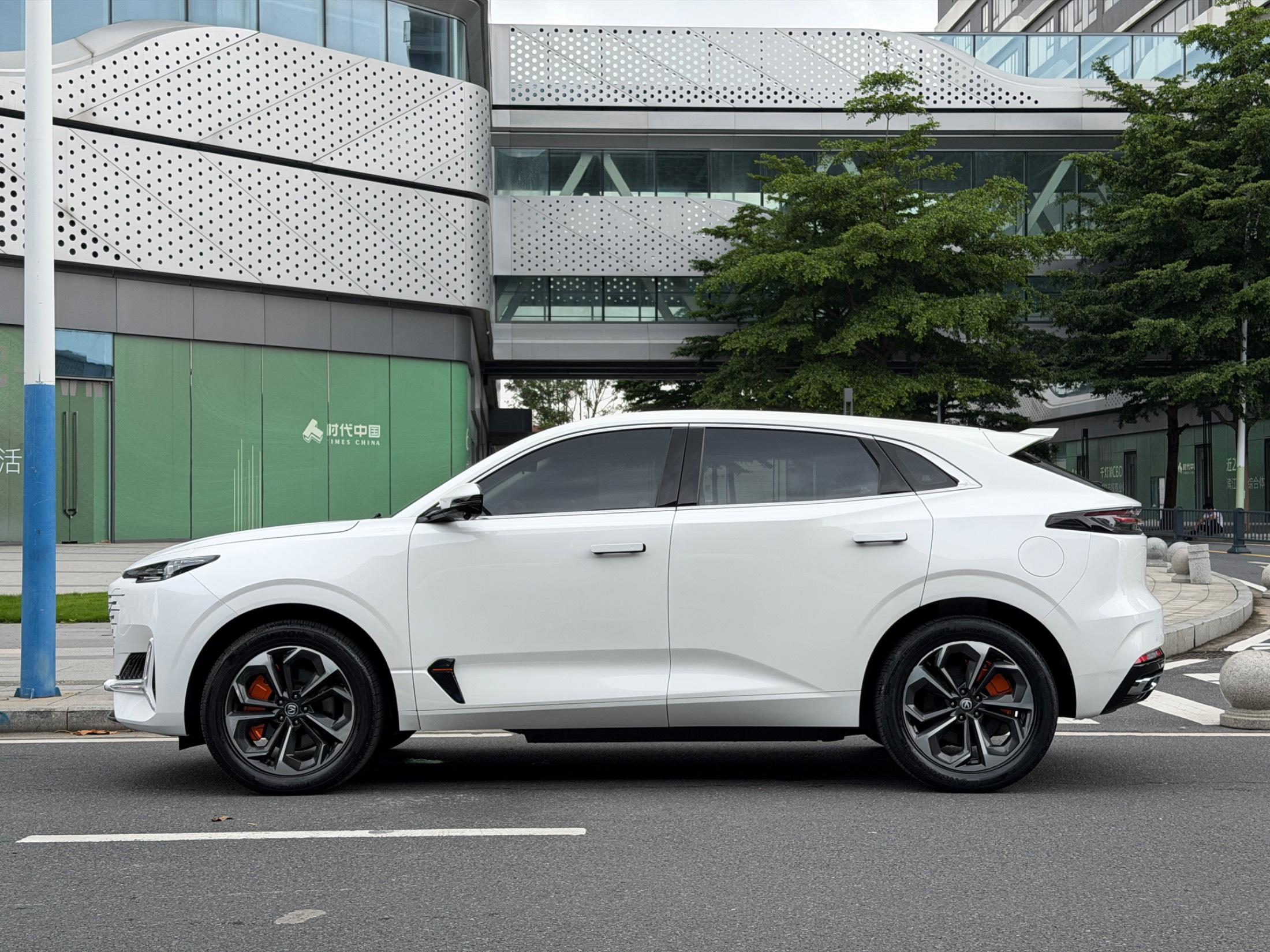2023 Changan UNI-K iDD 2022 Changan UNI-K 130km 1.5T Premium - Seek Motors