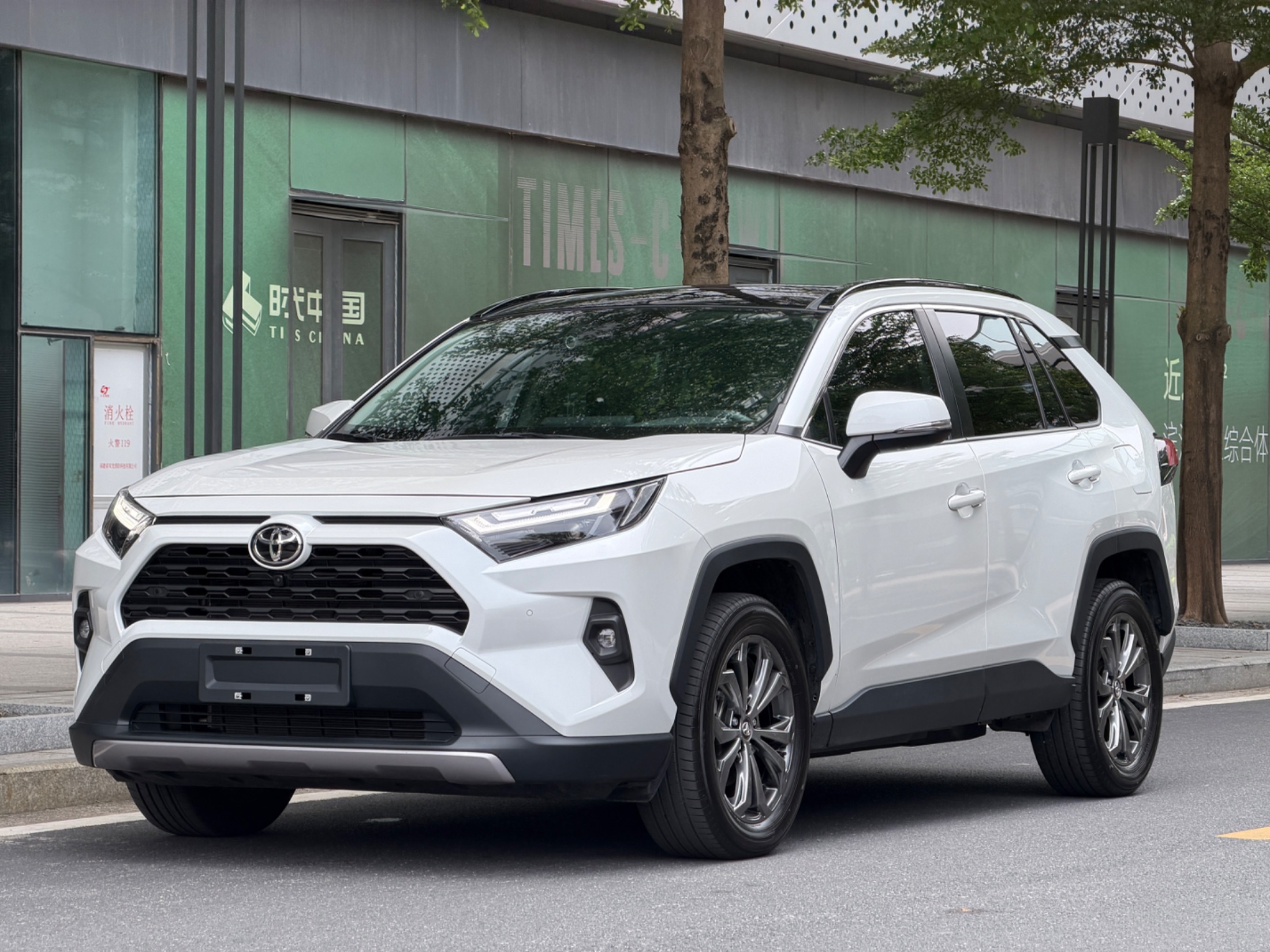 2023 تويوتا RAV4 نسخة 2023 2.0 لتر CVT فاخرة - Seek Motors