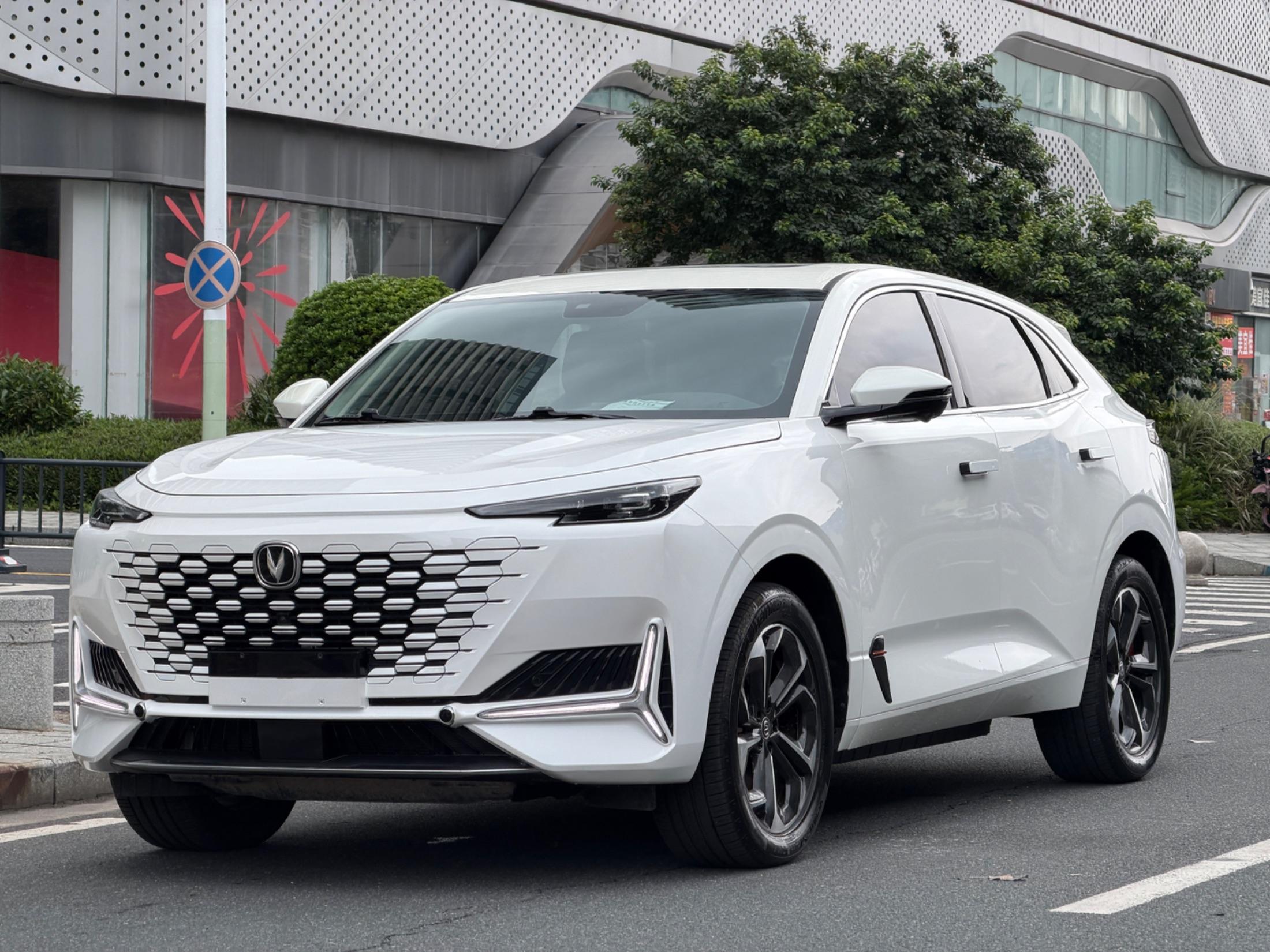 2023 Changan UNI-K iDD 2022 Changan UNI-K 130km 1.5T Premium - Seek Motors
